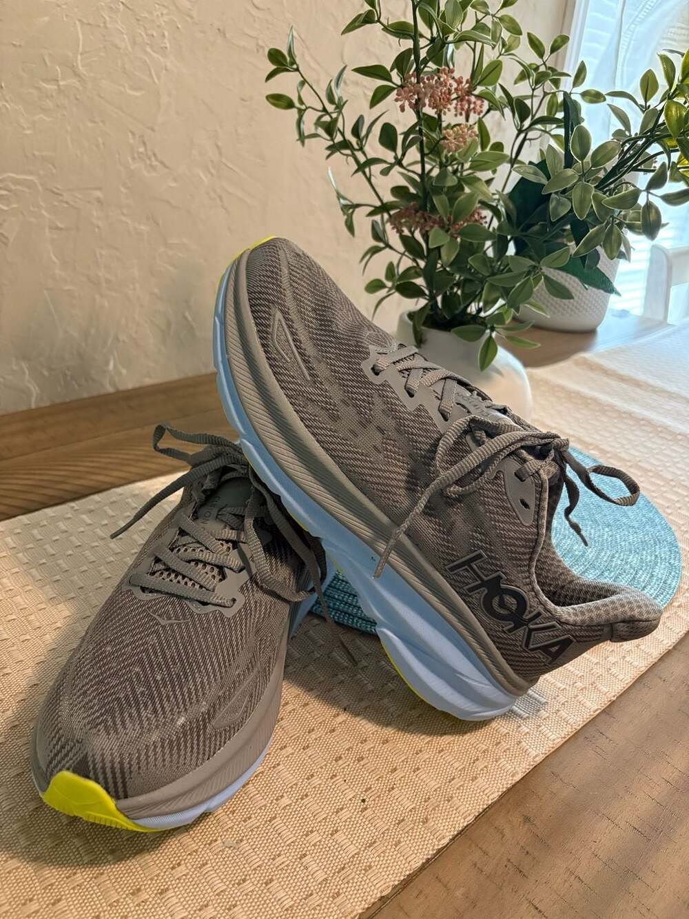 Hoka Clifton 9 Grey Blue Yellow Running Shoes (B-2)